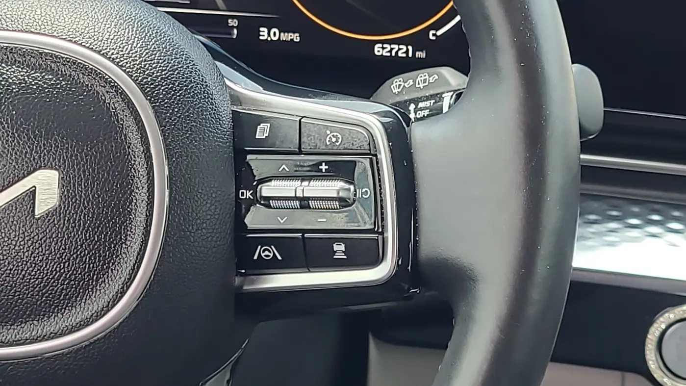 2022 Kia Carnival SX