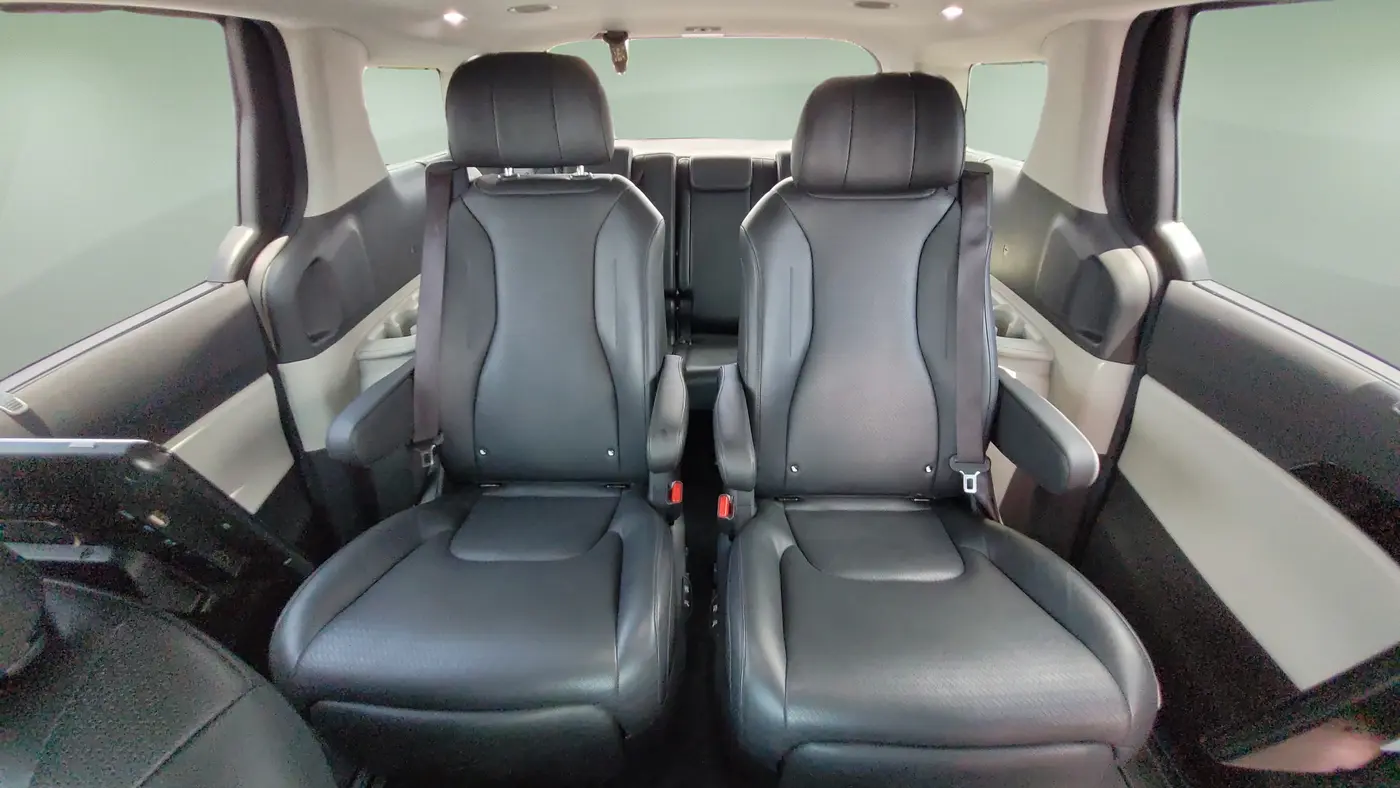2022 Kia Carnival SX