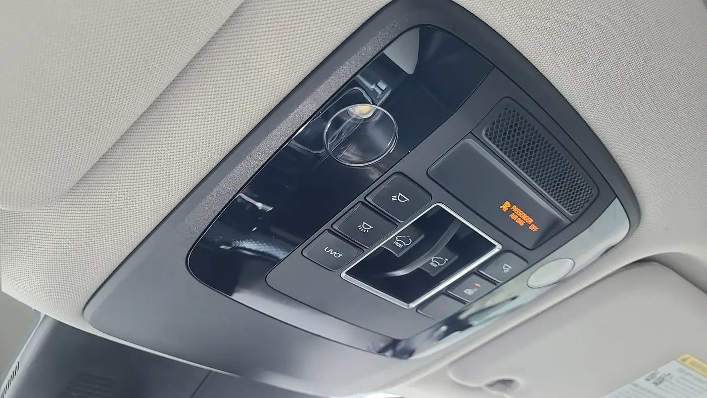 2022 Kia Carnival SX