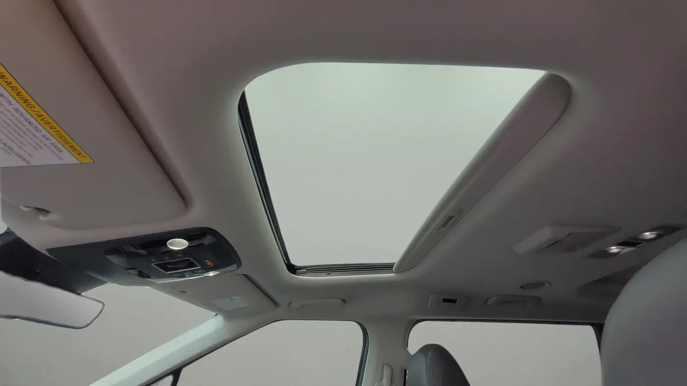 2022 Kia Carnival SX