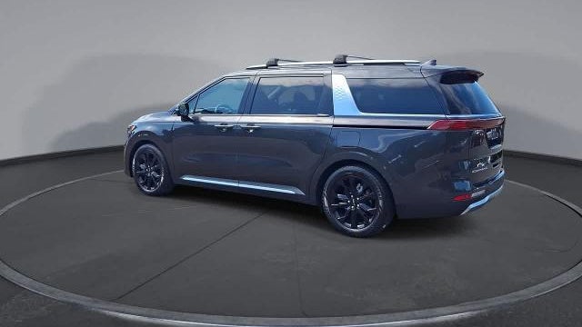 2022 Kia Carnival SX