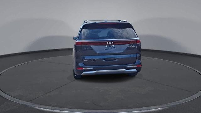 2022 Kia Carnival SX
