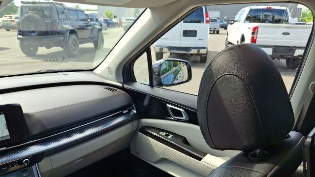 2022 Kia Carnival SX