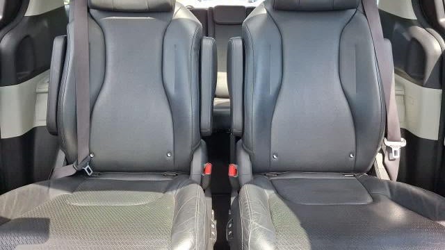 2022 Kia Carnival SX