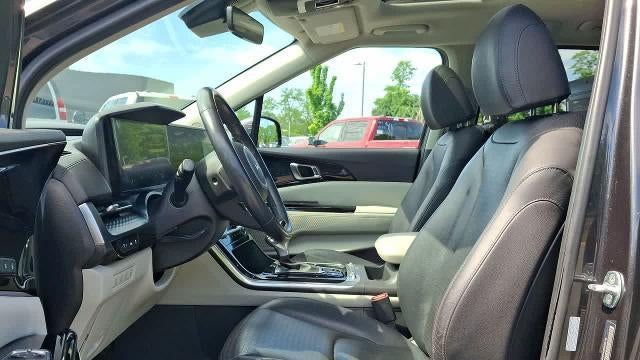 2022 Kia Carnival SX