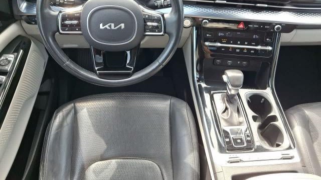 2022 Kia Carnival SX
