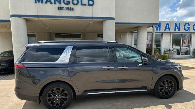 Preowned 2024 Kia Carnival SX for Sale
