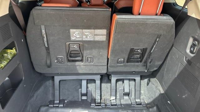 2024 Kia Carnival SX