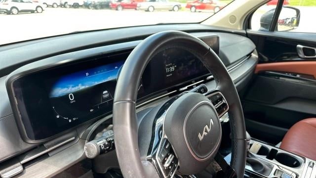 2024 Kia Carnival SX