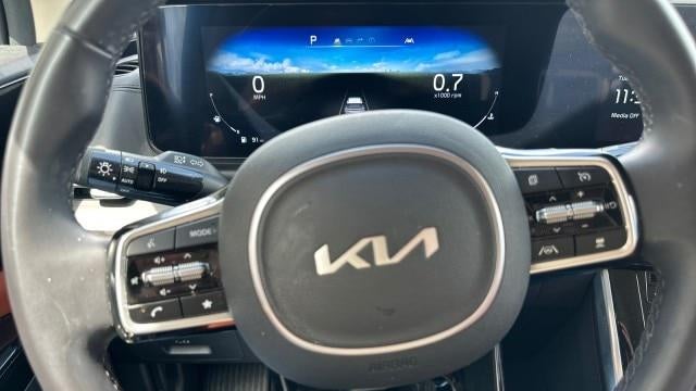 2024 Kia Carnival SX