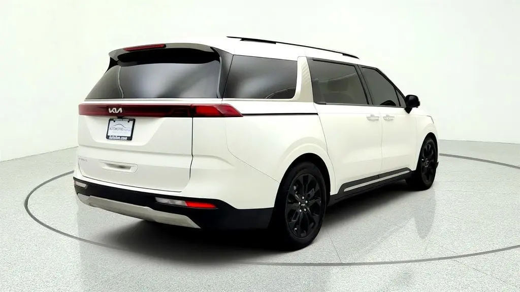 2024 Kia Carnival - $32,795