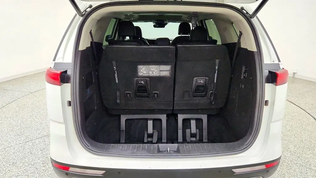 2024 Kia Carnival - $32,795