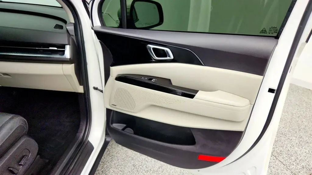 2024 Kia Carnival - $32,795