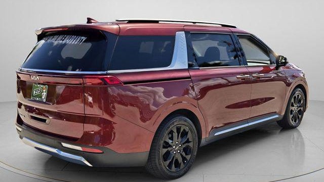 2022 Kia Carnival SX