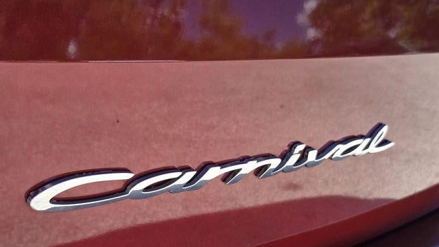 2022 Kia Carnival SX