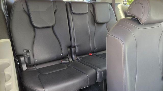 2022 Kia Carnival SX