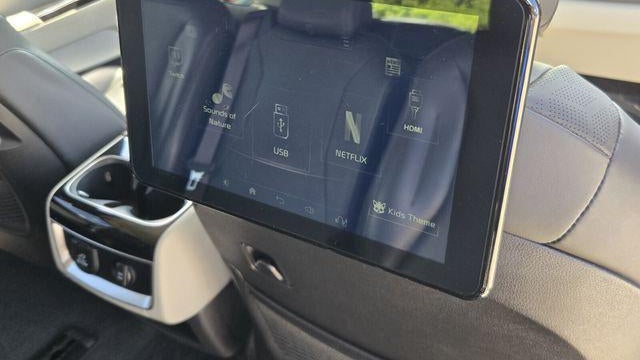 2022 Kia Carnival SX