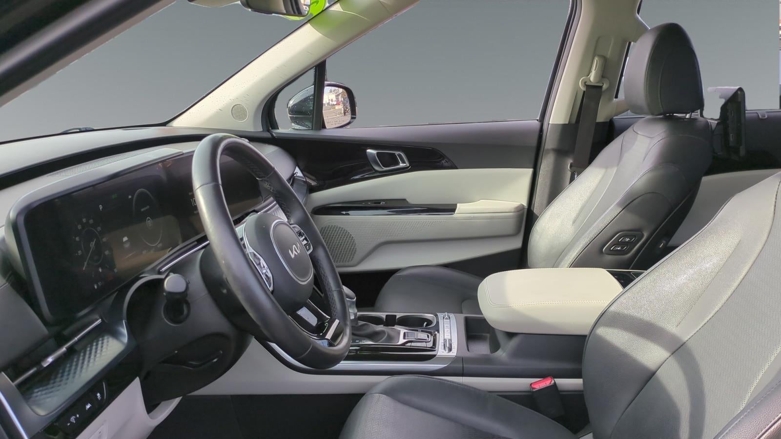 2024 Kia Carnival SX