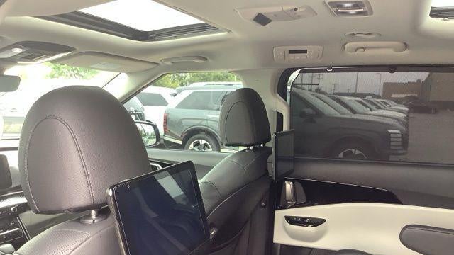 2024 Kia Carnival SX Prestige