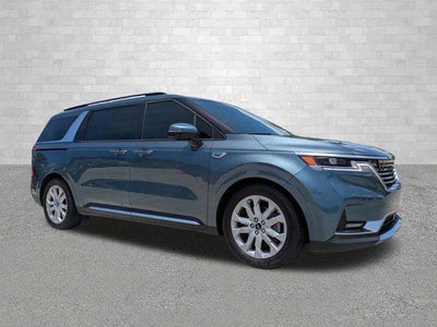 Photo of a 2022 Kia Carnival SX 4DR Mini-Van for sale