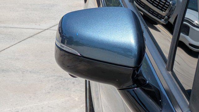 2022 Kia Carnival SX