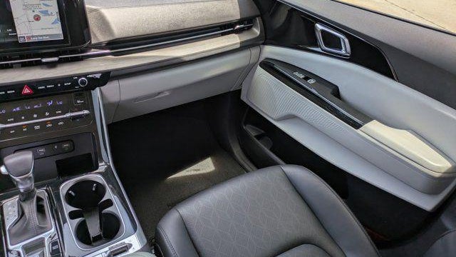2022 Kia Carnival SX