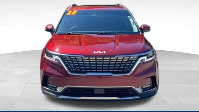 2023 Kia Carnival SX