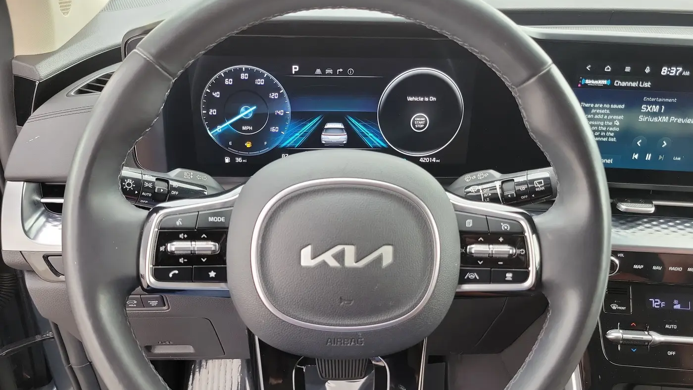 2024 Kia Carnival SX