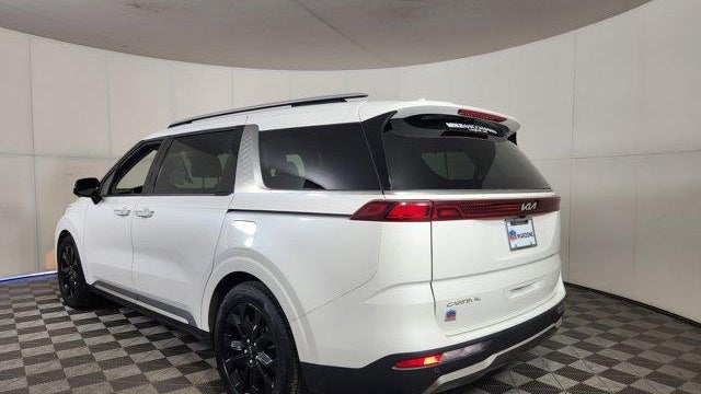 2023 Kia Carnival SX