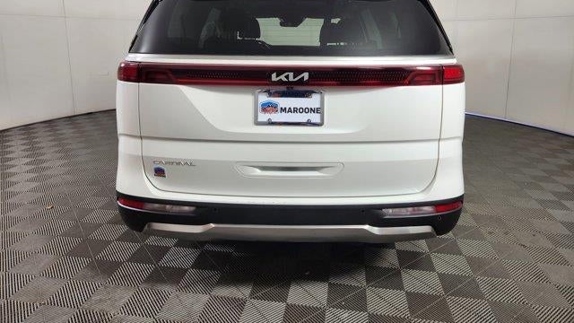 2023 Kia Carnival SX