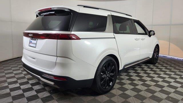 2023 Kia Carnival SX