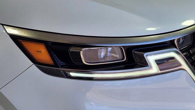 2023 Kia Carnival SX