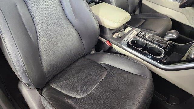 2023 Kia Carnival SX