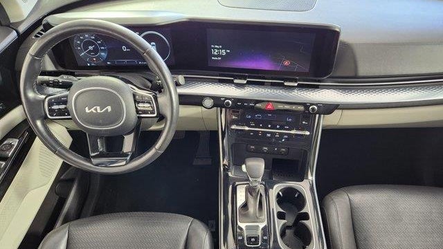 2023 Kia Carnival SX