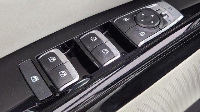 2023 Kia Carnival SX