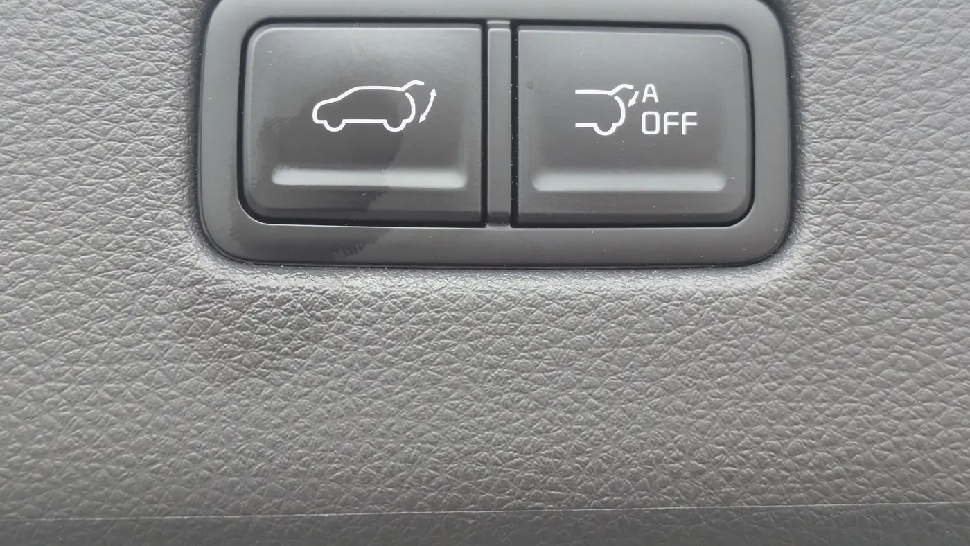 2023 Kia Carnival SX Prestige
