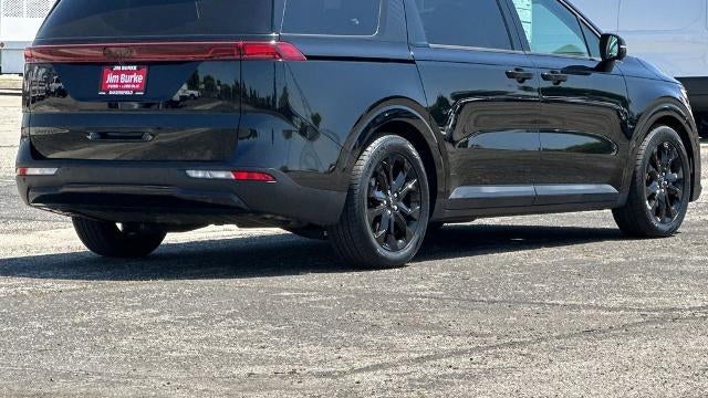 2024 Kia Carnival SX