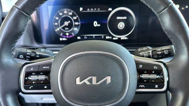 2024 Kia Carnival SX