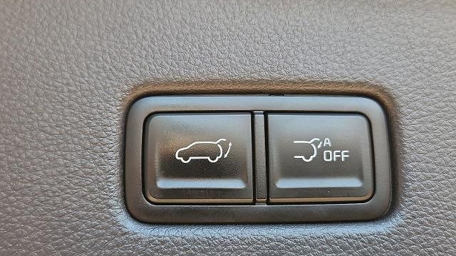 2024 Kia Carnival SX