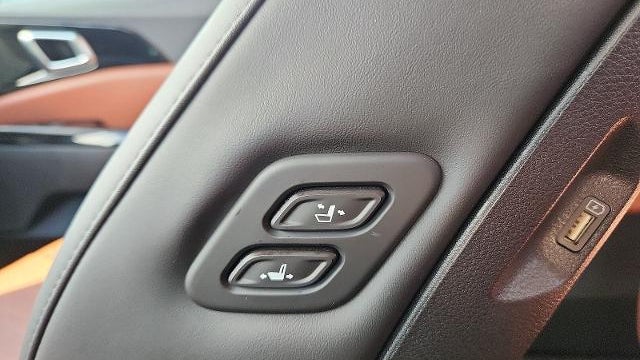 2024 Kia Carnival SX