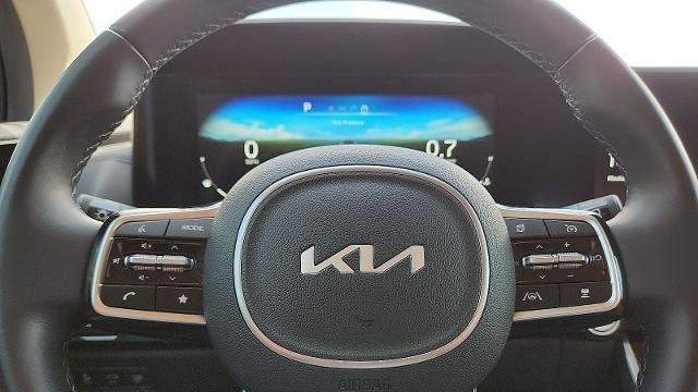 2024 Kia Carnival SX