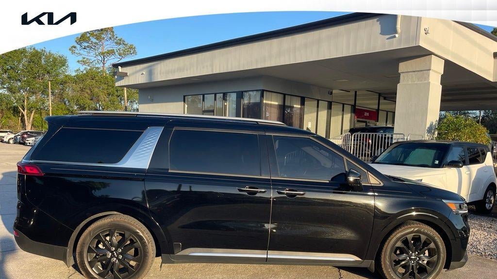 2024 Kia Carnival SX