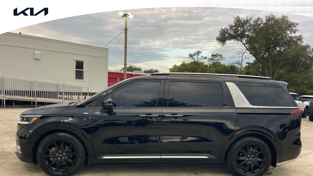 2024 Kia Carnival SX
