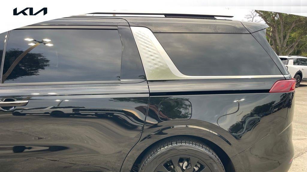 2024 Kia Carnival SX
