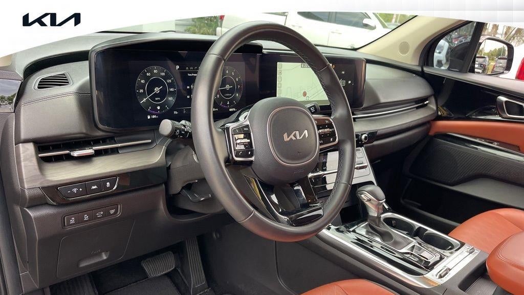 2024 Kia Carnival SX