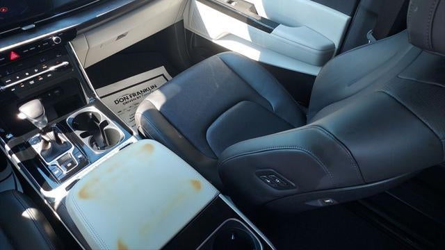 2024 Kia Carnival SX