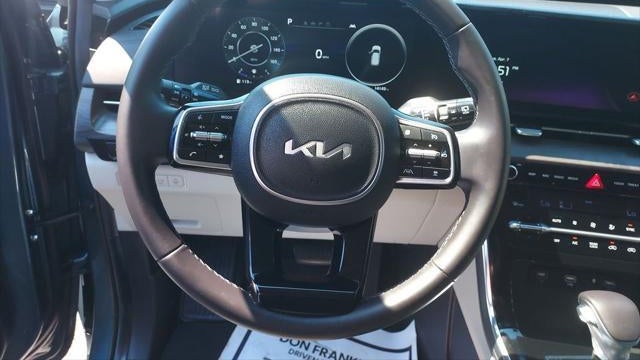 2024 Kia Carnival SX