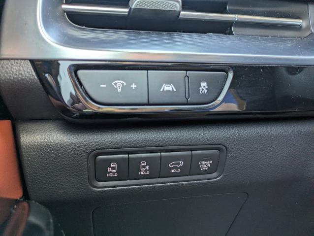 2022 Kia Carnival - $23,595