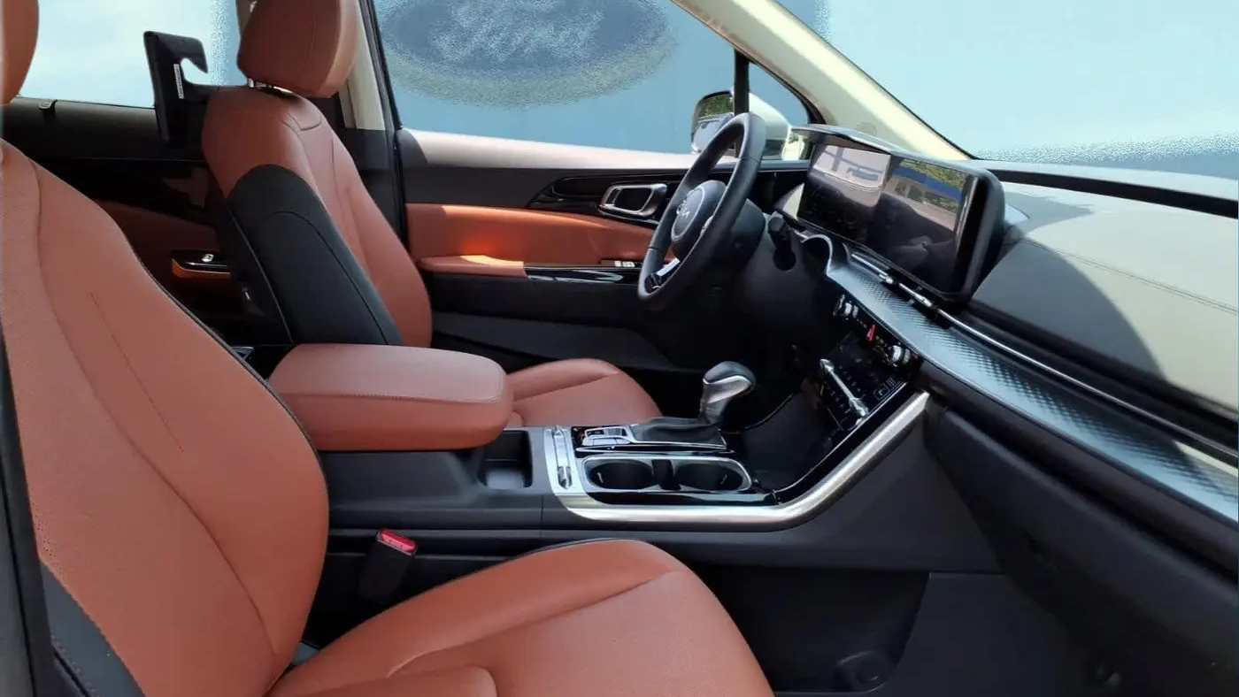 2024 Kia Carnival SX