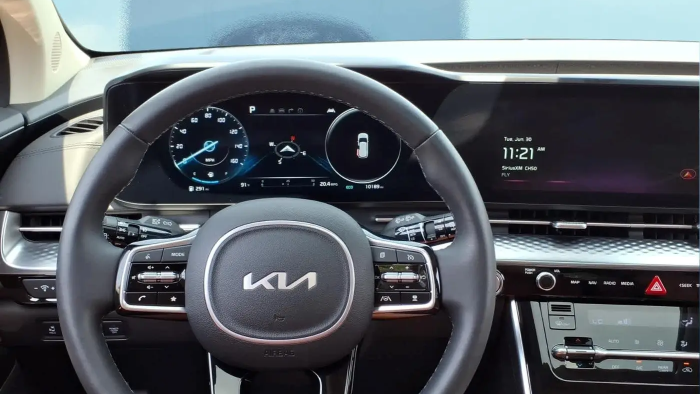 2024 Kia Carnival SX